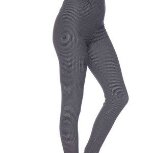 Buttery-Soft Micro Polka Dot Printed Brush Legging